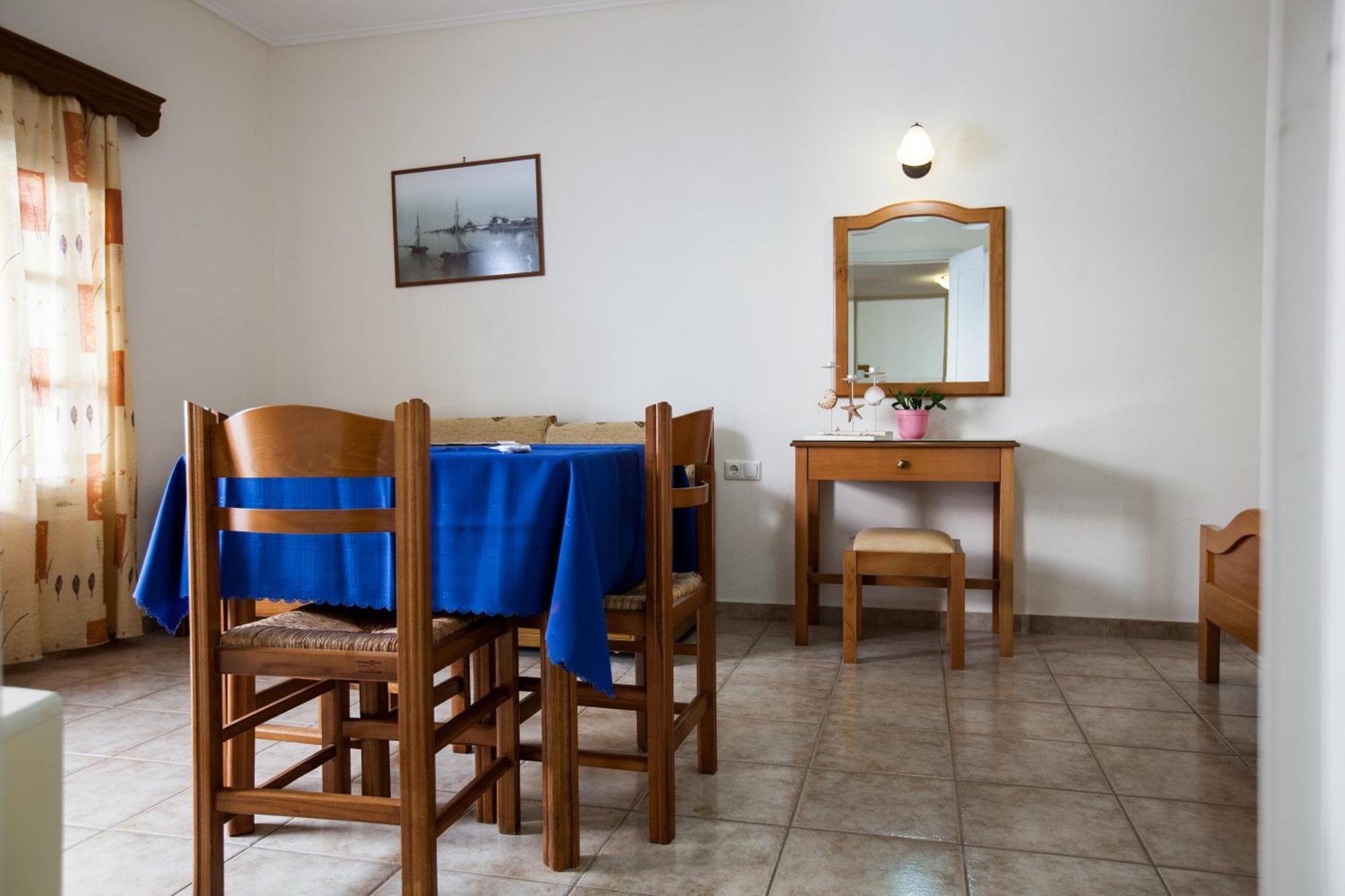 Aparthotel Golden Bay Agios Prokopios  Exterior foto